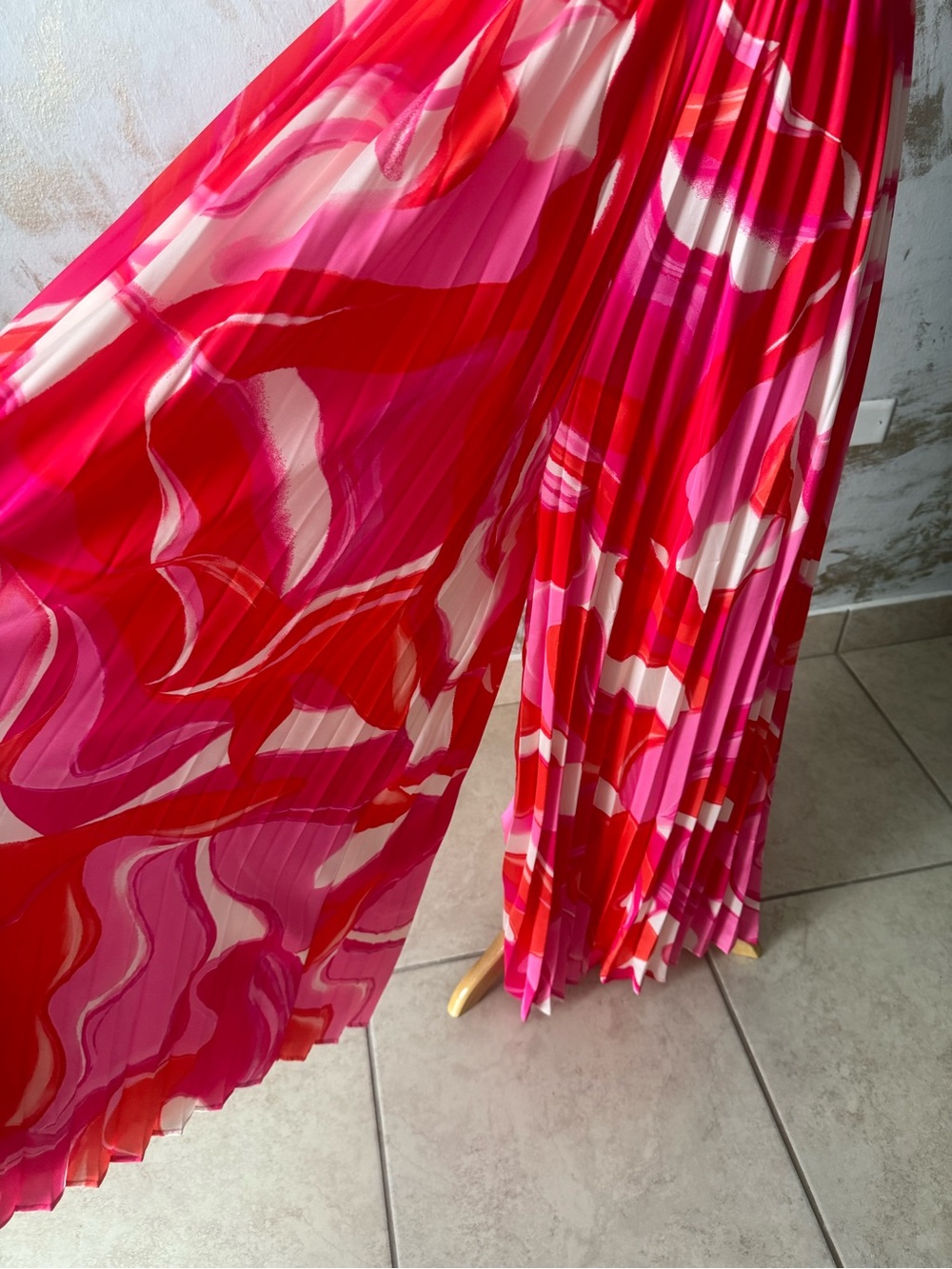 Flying Tomato Pink & Red Abstract Print Maxi Jumpsuit - Picture 3 of 4